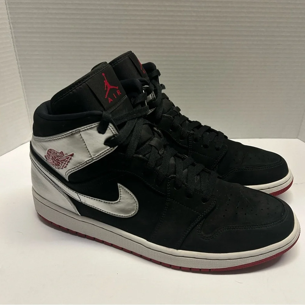 Air Jordan 1 Mid Johnny Kilroy Black Silver Red Shoes Mens 12 Sneaker 554724-057